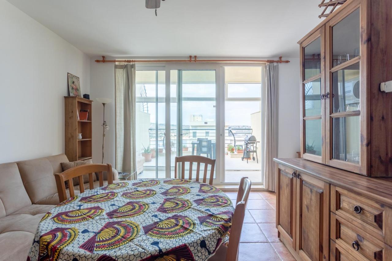 Sea View Apartment In St Paul'S Bay خليج سانت بول المظهر الخارجي الصورة