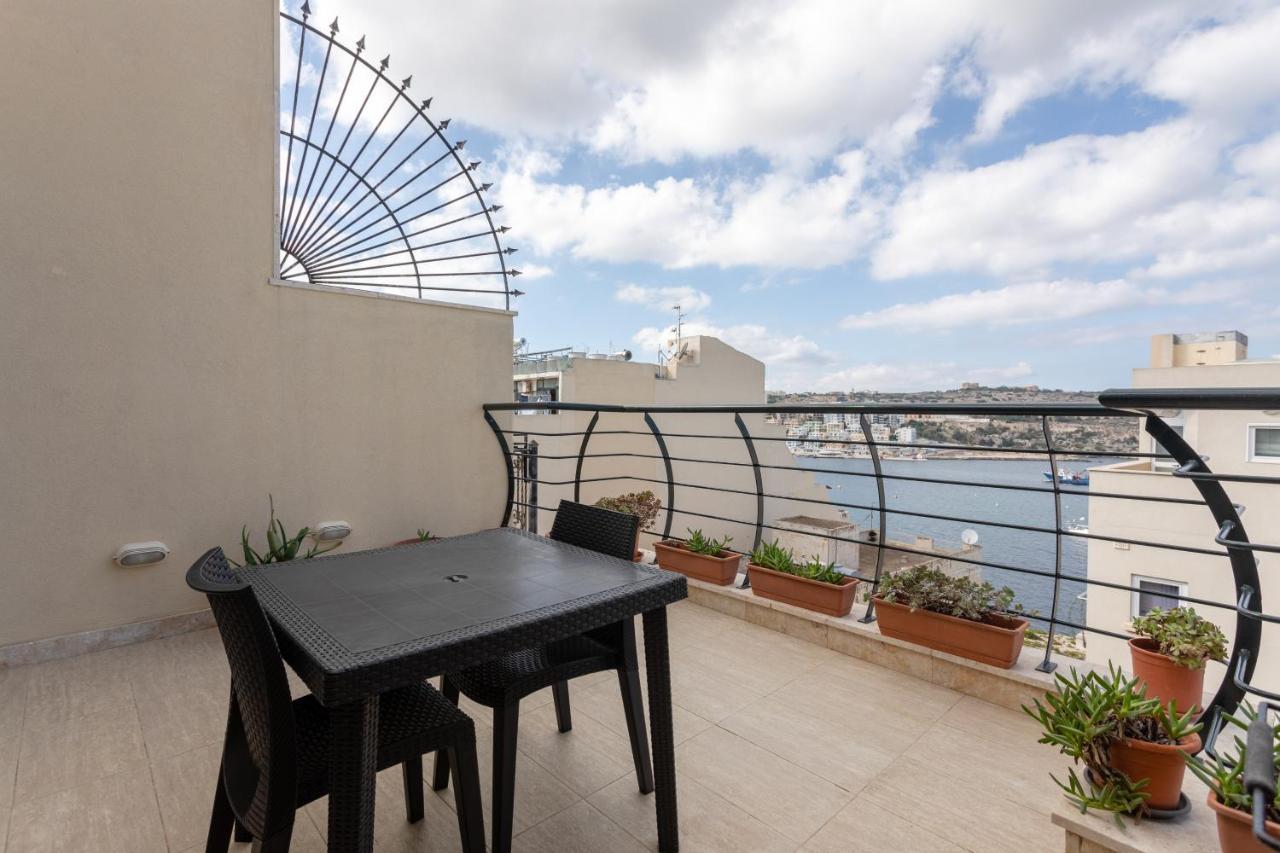 Sea View Apartment In St Paul'S Bay خليج سانت بول المظهر الخارجي الصورة